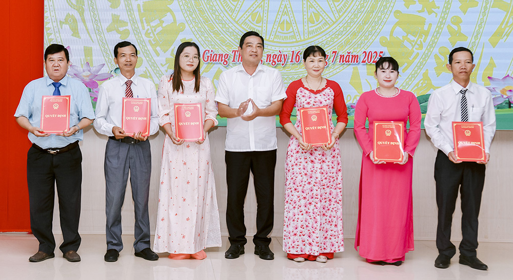 Thành lập Trung tâm cung ứng dịch vụ sự nghiệp công cơ bản xã Giang Thành