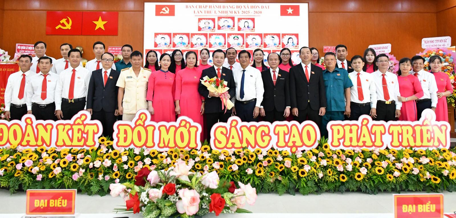 Đảng bộ xã Hòn Đất tổ chức đại hội nhiệm kỳ 2025 - 2030