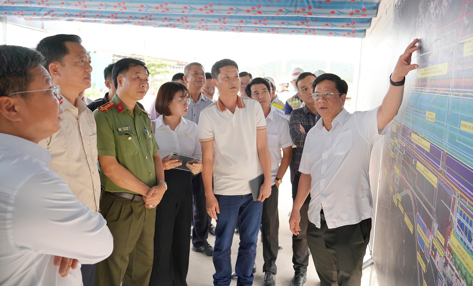 Chủ tịch UBND tỉnh An Giang kiểm tra các công trình phục vụ Hội nghị APEC 2027