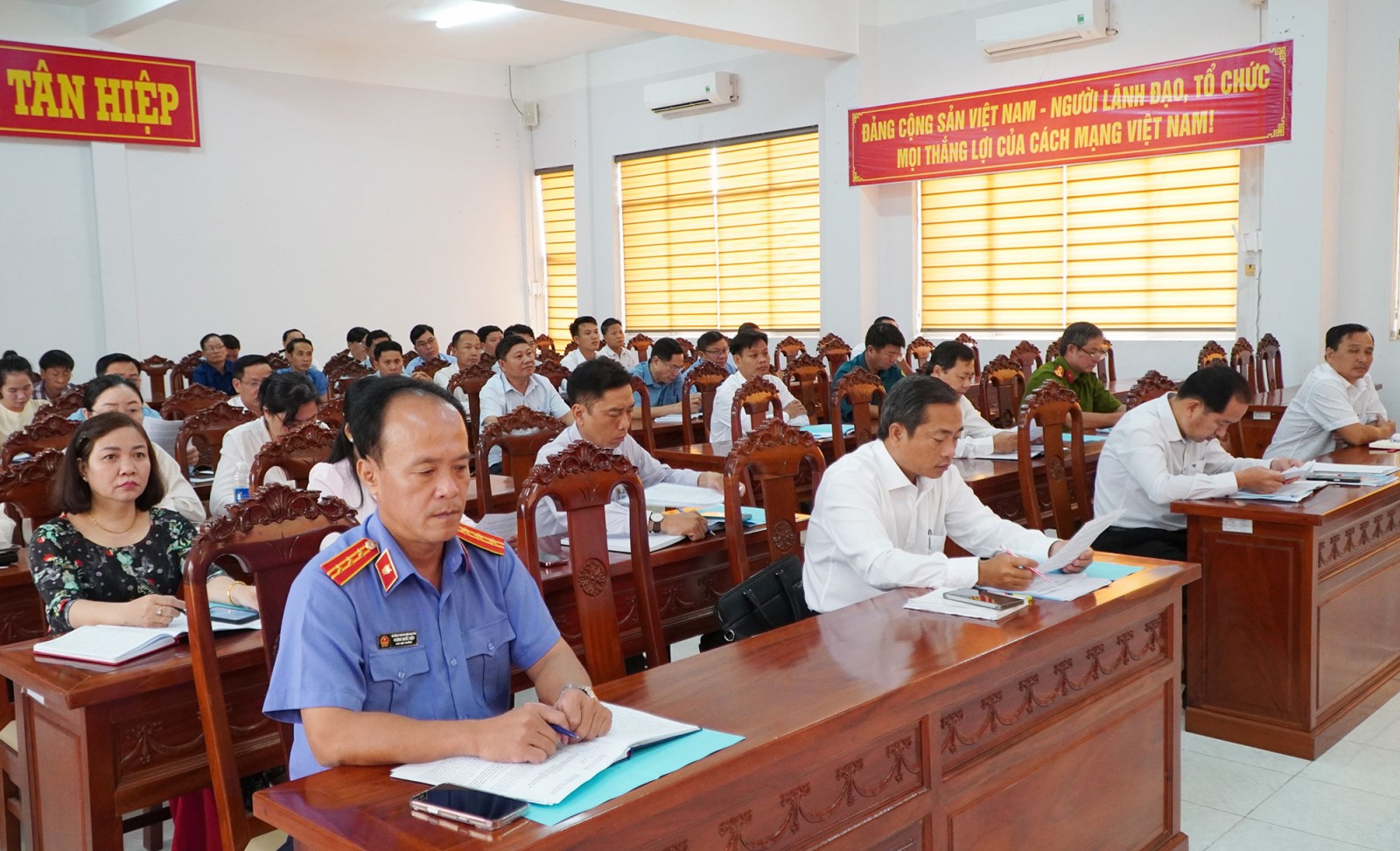 Xã Tân Hiệp: Xử lý kỷ luật 6 trường hợp vi phạm