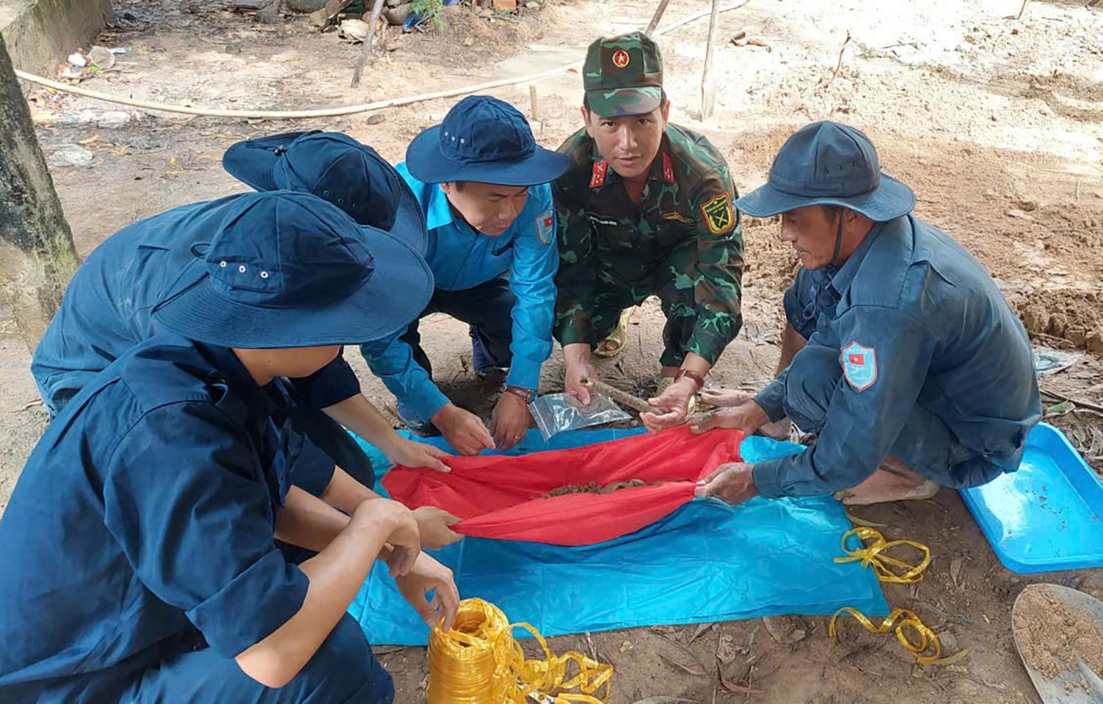 Đội K92 quy tập được 4 hài cốt liệt sĩ tại xã Kiên Lương