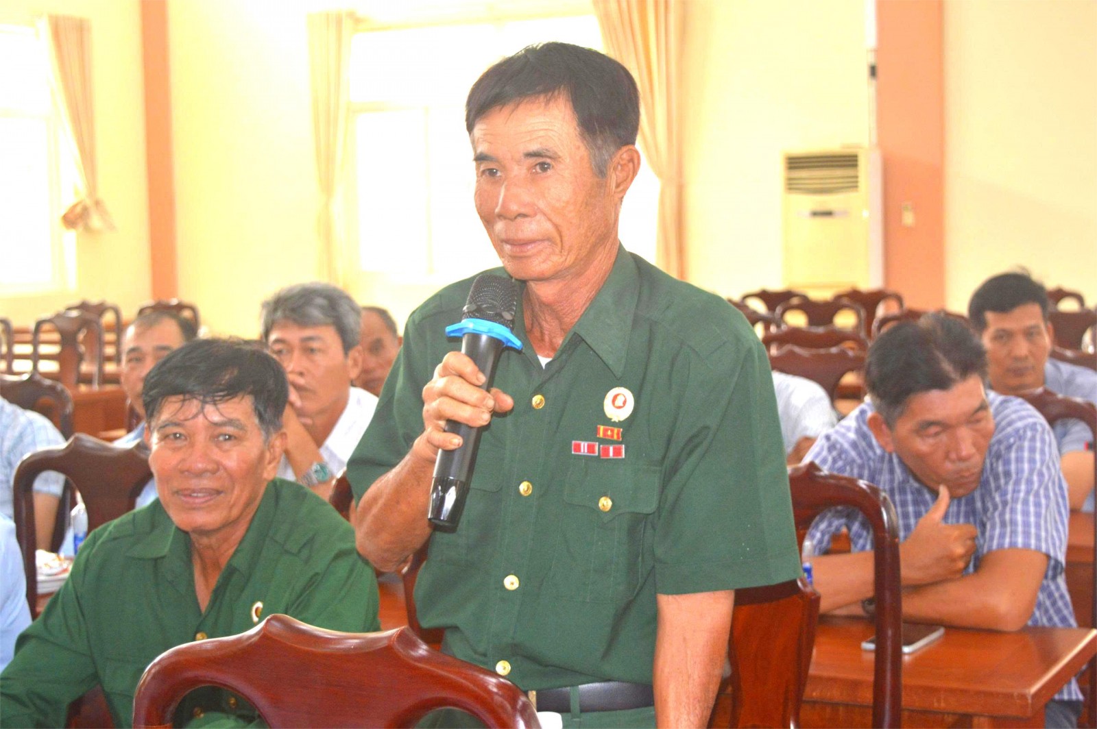 Đối thoại chính sách ưu đãi người có công tại xã An Minh