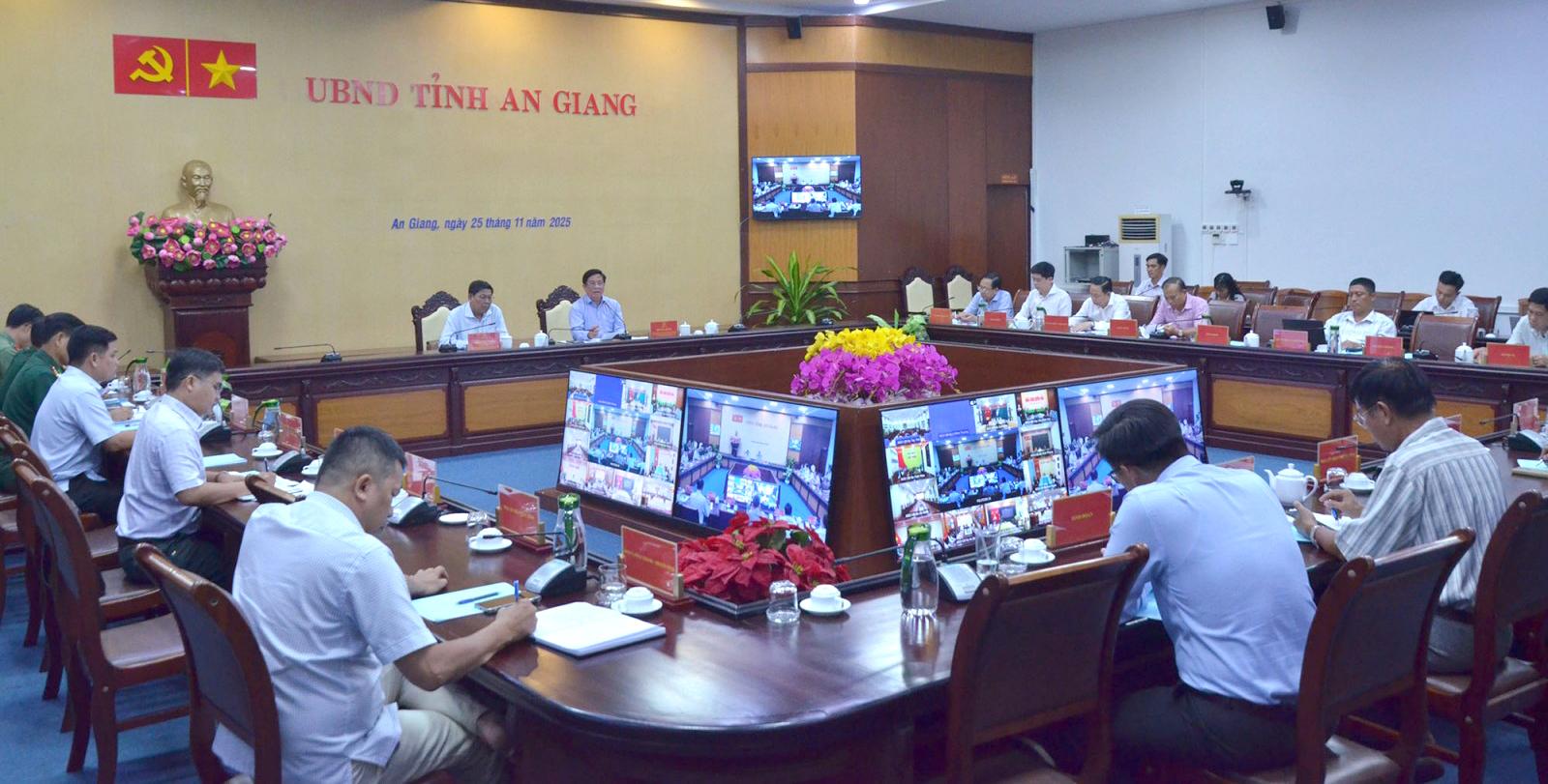 Thủ tướng Chính phủ Phạm Minh Chính: Hoàn thành dứt điểm, đúng hạn các nhiệm vụ chống khai thác IUU