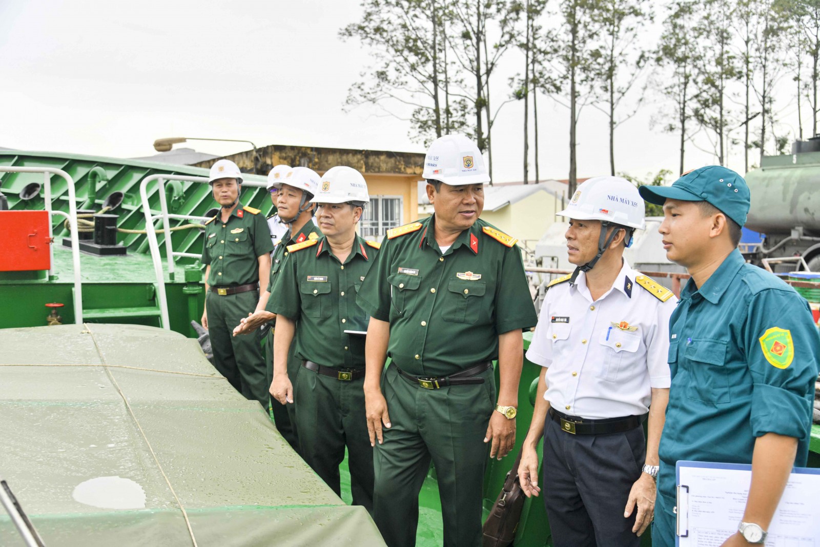 Bộ Chỉ huy Quân sự tỉnh An Giang nghiệm thu và bàn giao tàu sau sửa chữa