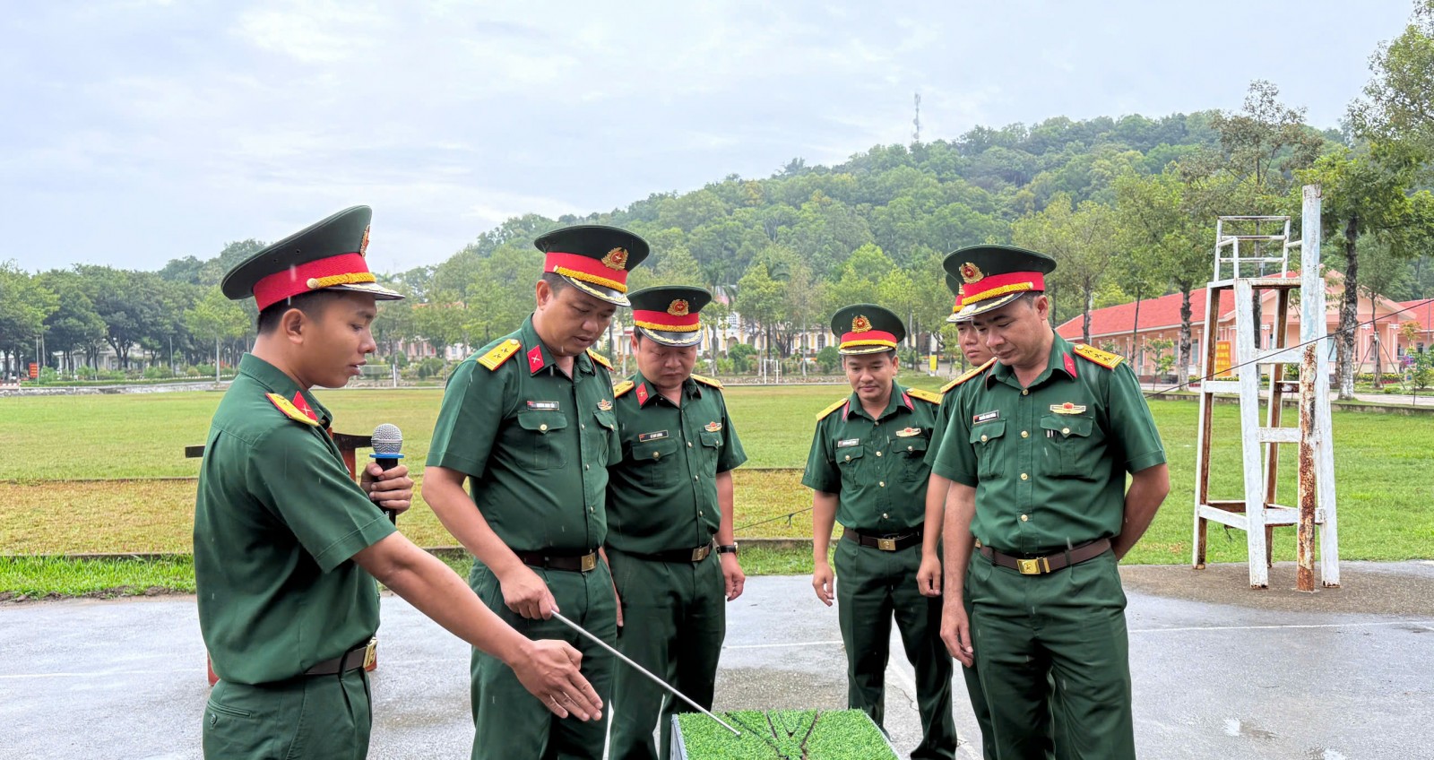 Trung đoàn 20 tổ chức Hội thi Công tác chuẩn bị huấn luyện năm 2026