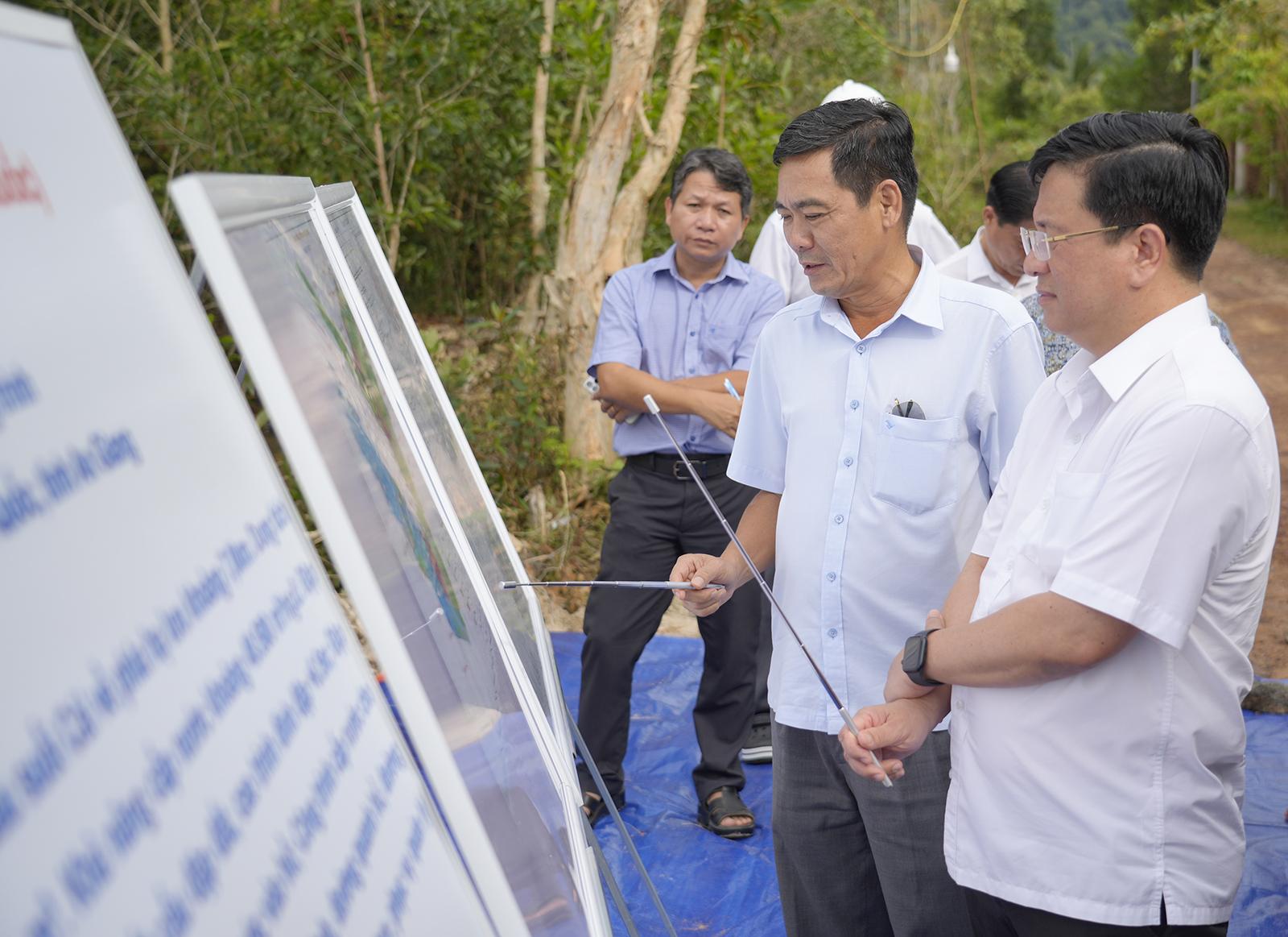 Chủ tịch UBND tỉnh An Giang kiểm tra các công trình phục vụ Hội nghị APEC 2027