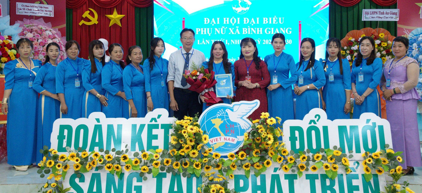 Phụ nữ Bình Giang phối hợp vận động gần 1 tỷ đồng thực hiện san sẻ yêu thương