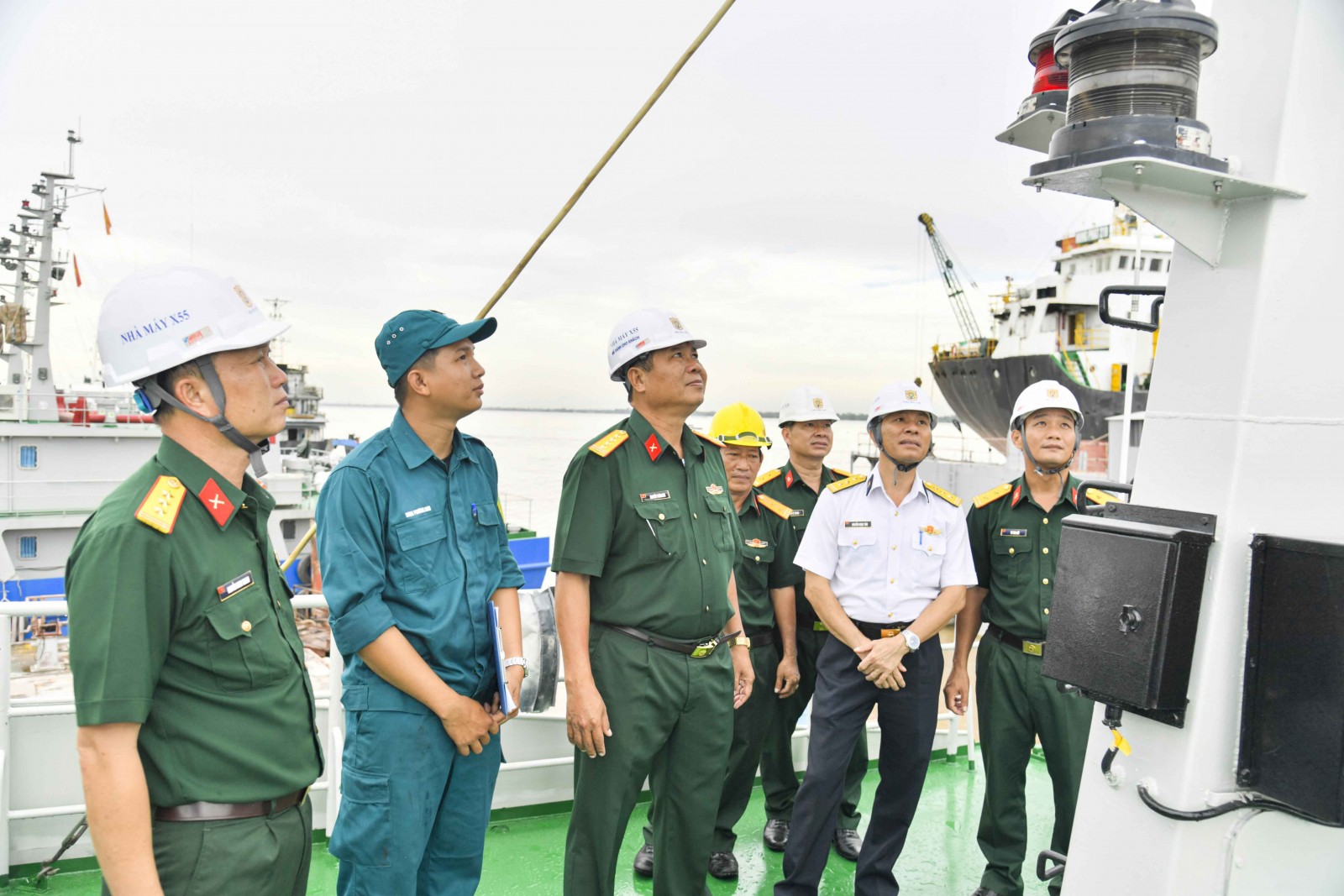 Bộ Chỉ huy Quân sự tỉnh An Giang nghiệm thu và bàn giao tàu sau sửa chữa