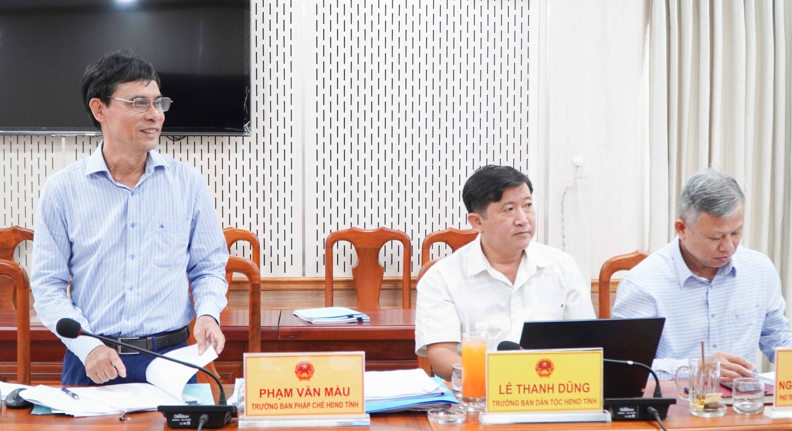 Thẩm tra dự thảo nghị quyết về chính sách phát triển công nghệ số