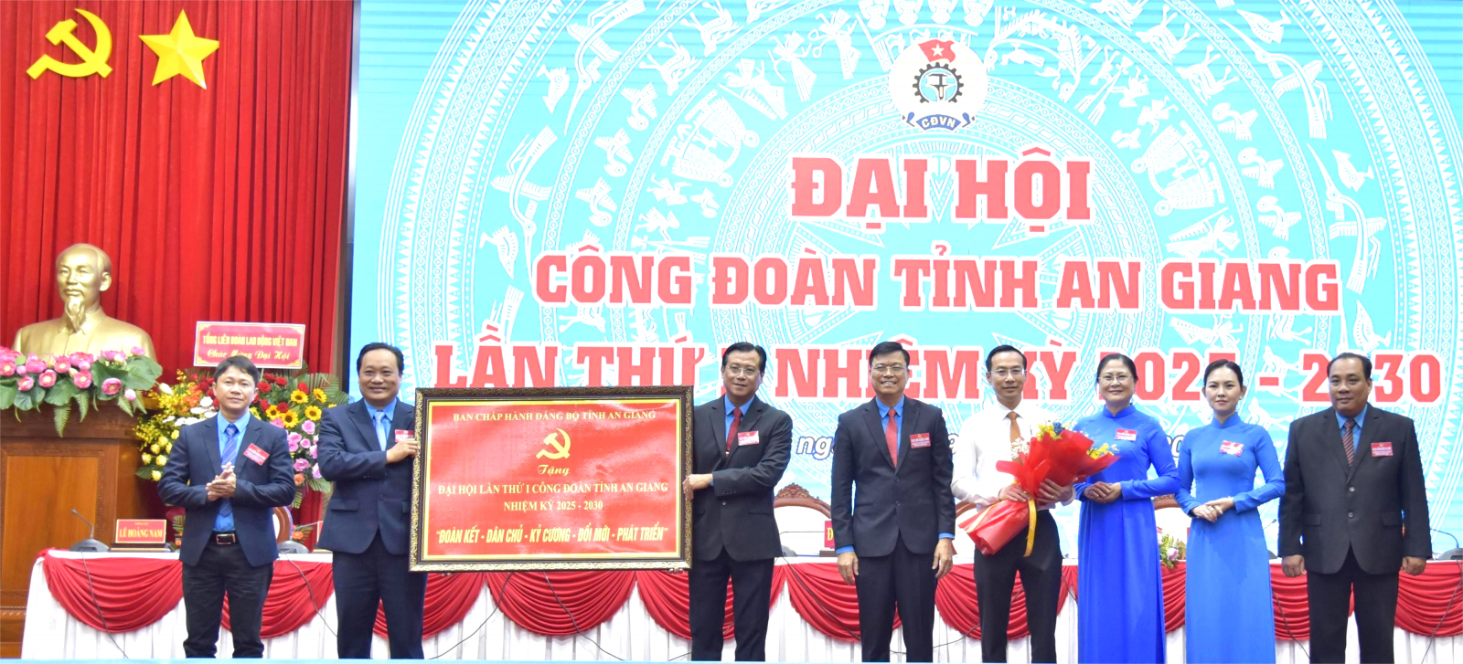 Đồng chí Đỗ Trần Thịnh được chỉ định giữ chức Chủ tịch Liên đoàn Lao động tỉnh An Giang khóa I