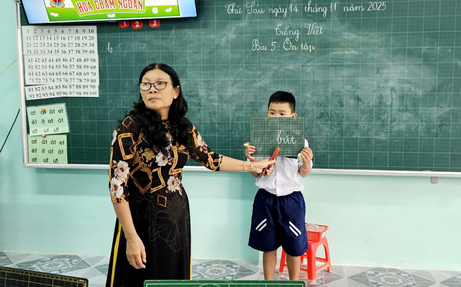 Cô Trần Thị Chiểu - Nhà giáo ưu tú tâm huyết với nghề