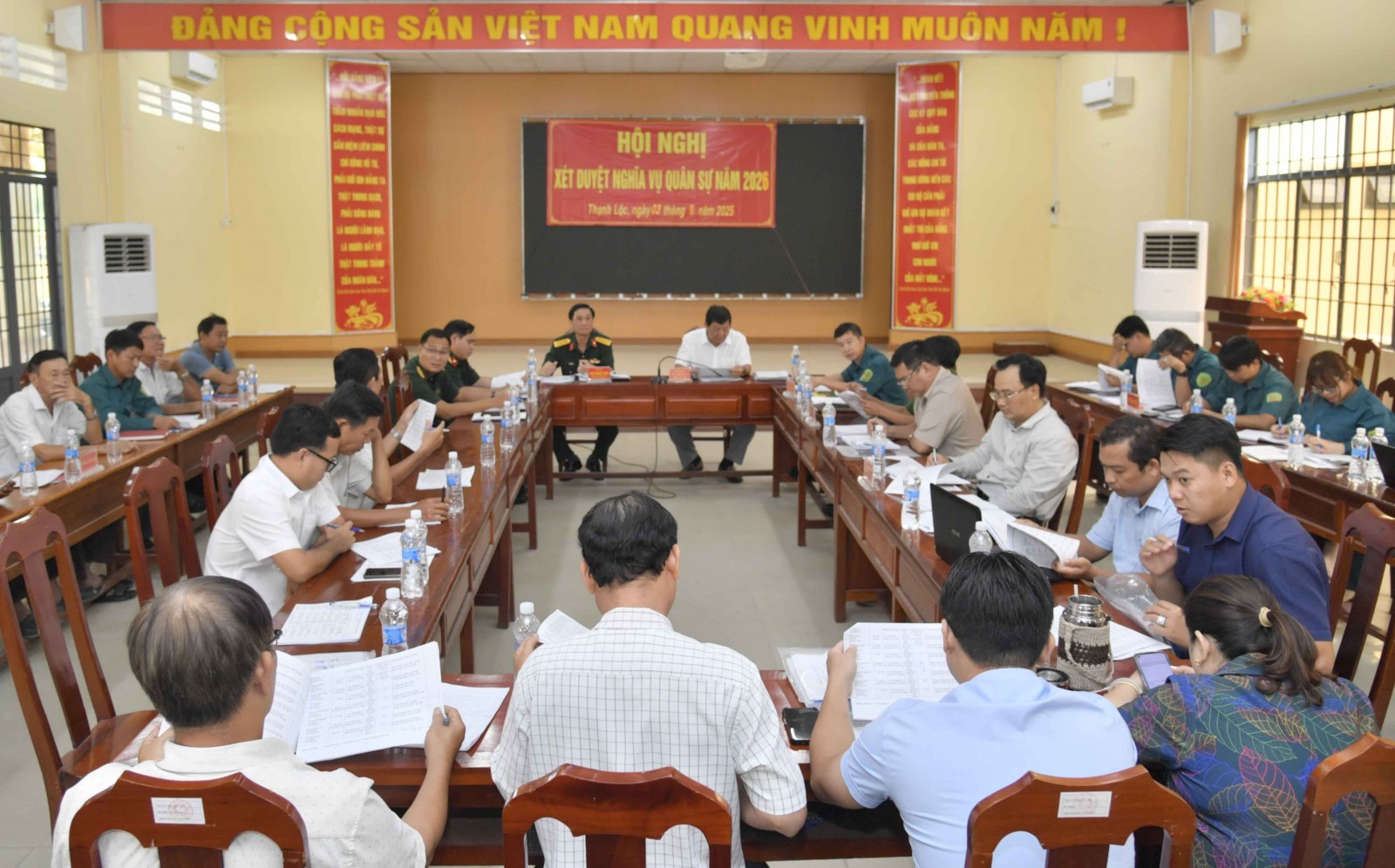 Xã Thạnh Lộc xét duyệt nghĩa vụ quân sự cho hơn 2.000 công dân