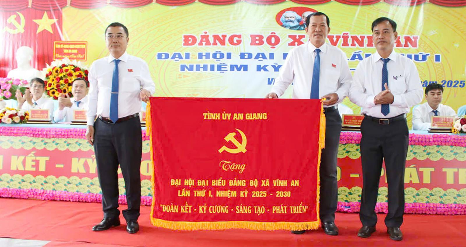 Đại hội đại biểu Đảng bộ xã Vĩnh An nhiệm kỳ 2025 - 2030