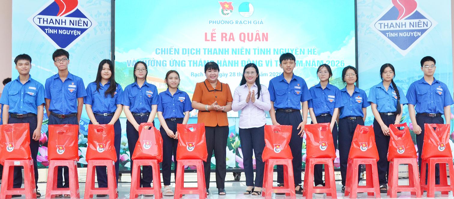 Đoàn phường Rạch Giá ra quân Chiến dịch