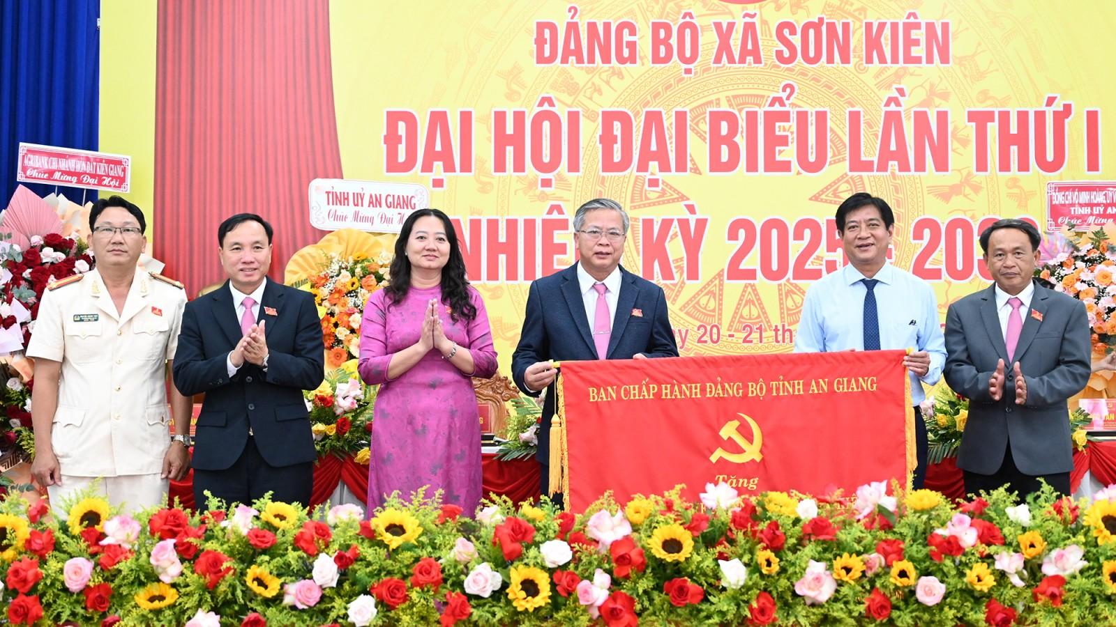 Đại hội đại biểu Đảng bộ xã Sơn Kiên nhiệm kỳ 2025 - 2030