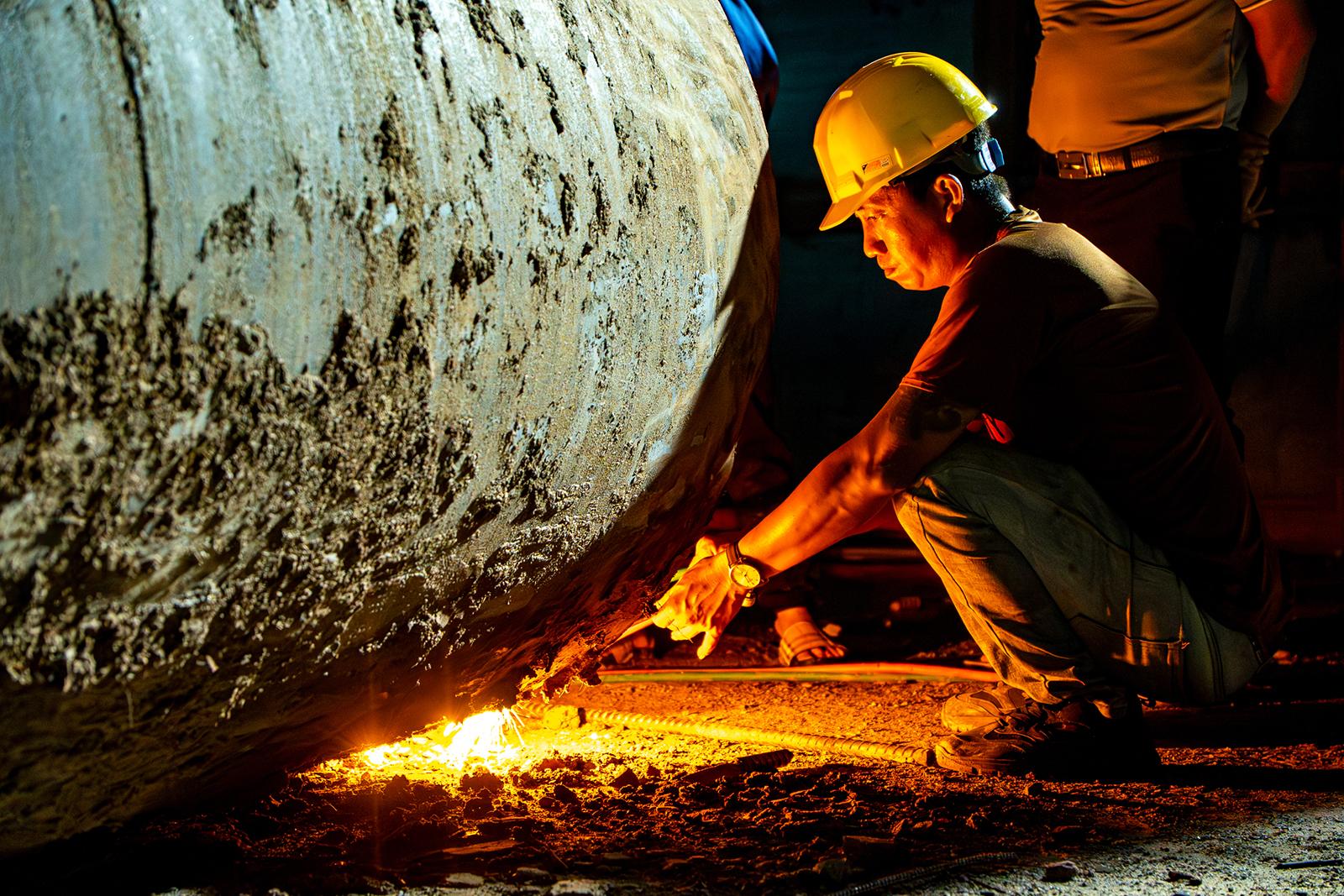 Xuyên đêm trên công trường phục vụ Hội nghị APEC 2027 ở đặc khu Phú Quốc