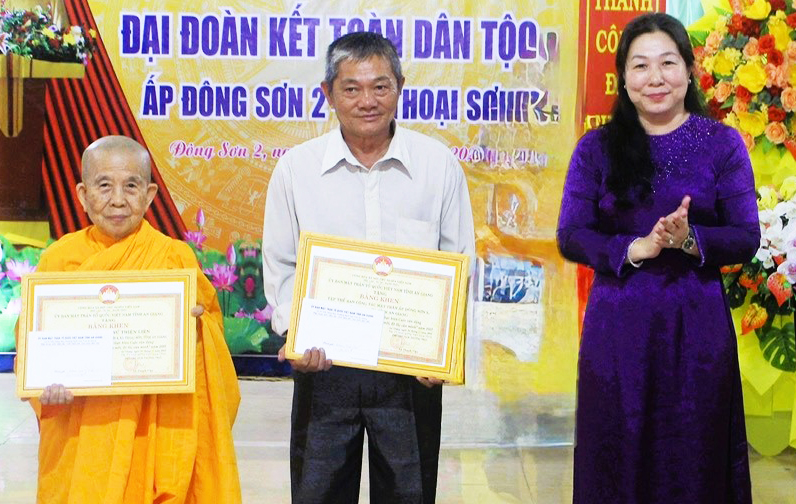 Ngày hội Đại đoàn kết toàn dân tộc tại ấp Đông Sơn 2