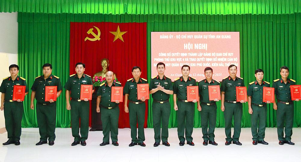 Công bố thành lập Đảng bộ Ban Chỉ huy phòng thủ khu vực 4 đặc khu Phú Quốc