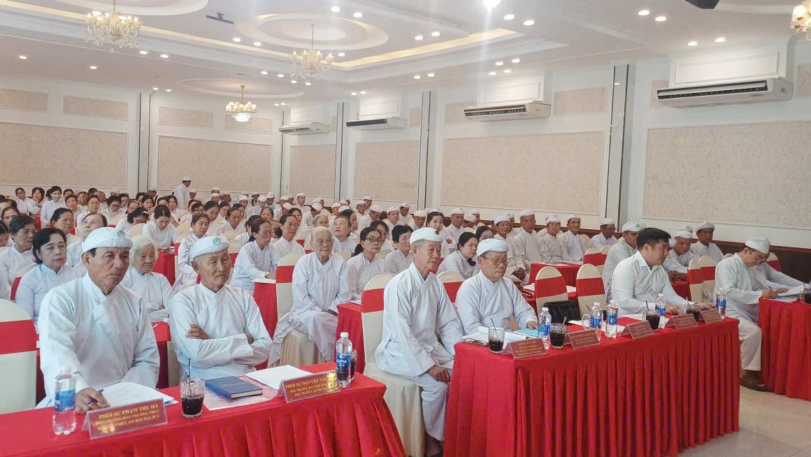 Bồi dưỡng kiến thức pháp luật và kỹ năng hành chính cho chức sắc, chức việc, tín đồ đạo Cao Đài