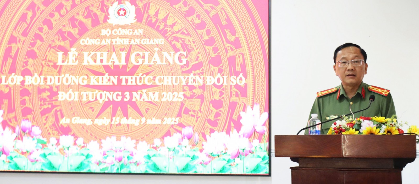 Nâng cao kiến thức chuyển đổi số trong Công an tỉnh An Giang