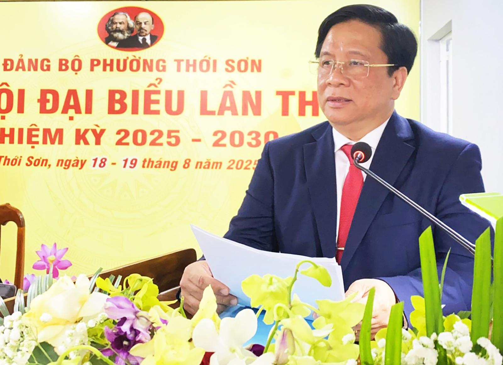 Chủ tịch UBND tỉnh An Giang Hồ Văn Mừng dự Đại hội Đảng bộ phường Thới Sơn