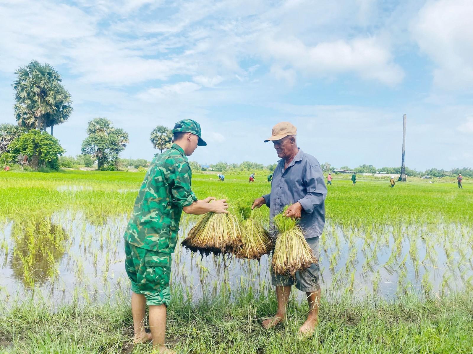 An Giang vững biên cương, bền lòng dân