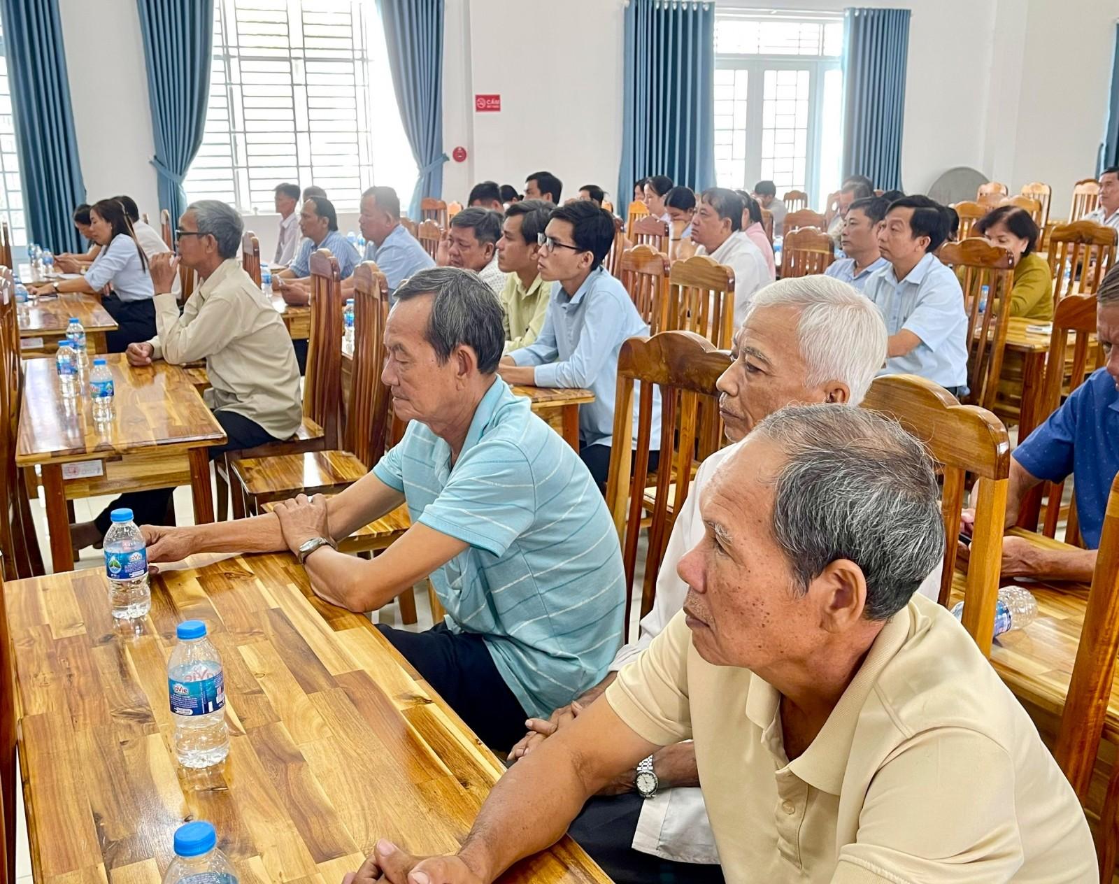 Đại biểu HĐND tỉnh An Giang tiếp xúc cử tri xã Hội An