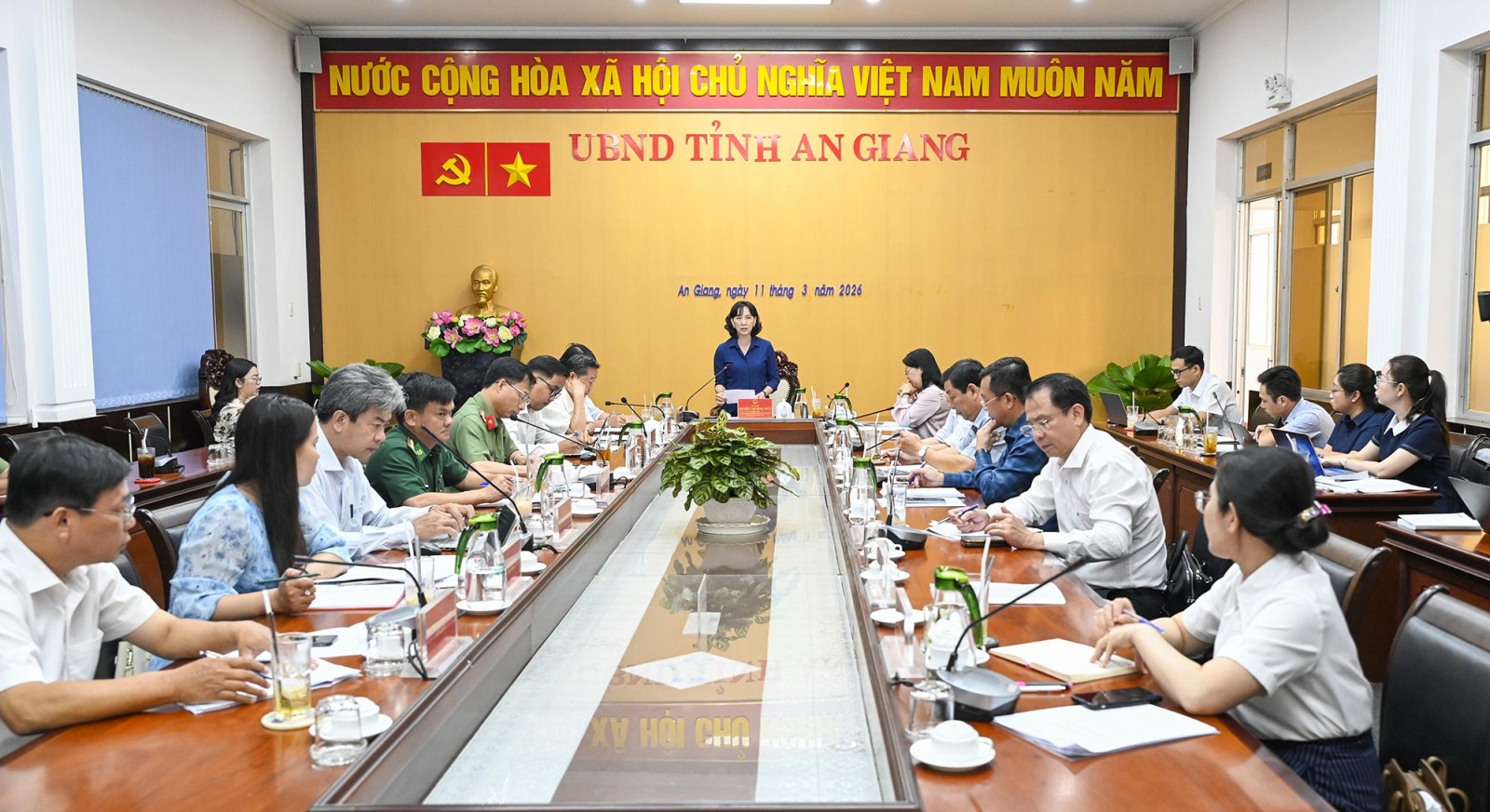Dự kiến đào tạo, bồi dưỡng khoảng 2.300 nhân lực phục vụ cho việc tổ chức các hoạt động của Năm APEC 2027