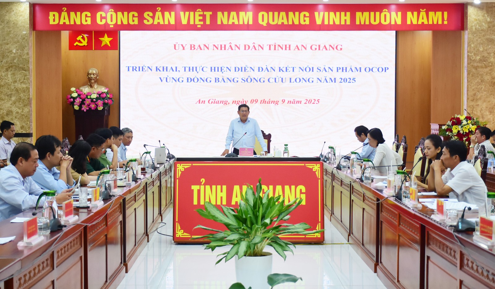 Tập trung tổ chức thành công Diễn đàn Kết nối sản phẩm OCOP vùng đồng bằng sông Cửu Long 2025