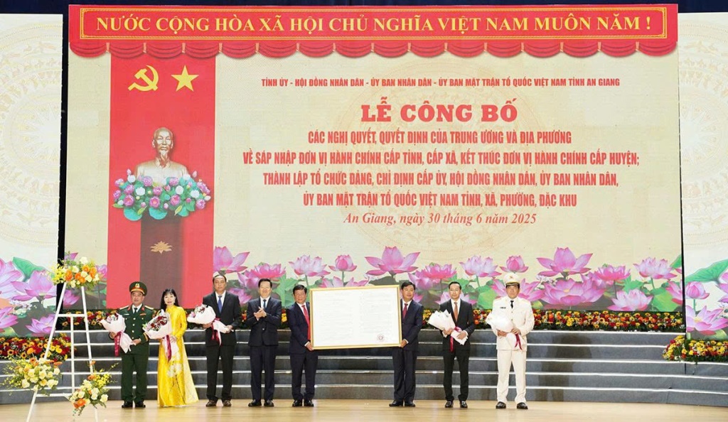 An Giang mới - bước đi chiến lược, vì dân, vì phát triển