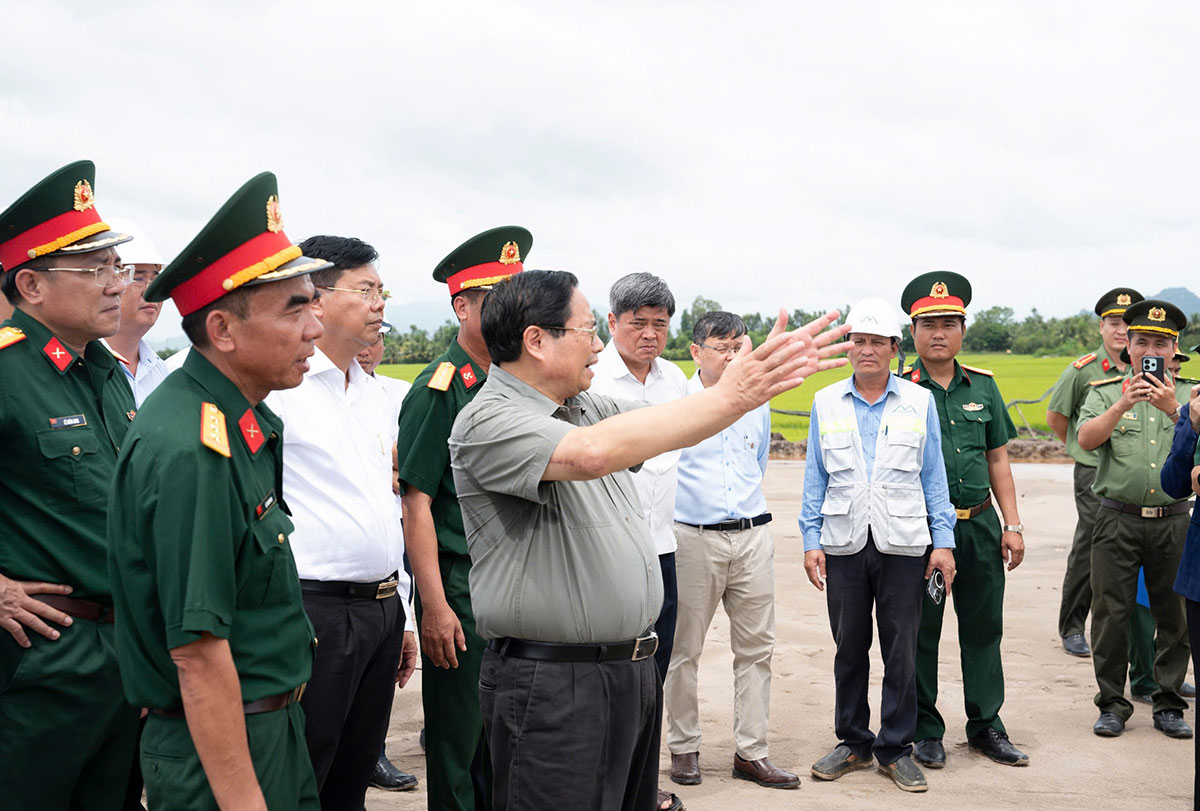 Thủ tướng Chính phủ Phạm Minh Chính: “Thừa thắng xông lên” đẩy nhanh tiến độ cao tốc Châu Đốc - Cần Thơ - Sóc Trăng