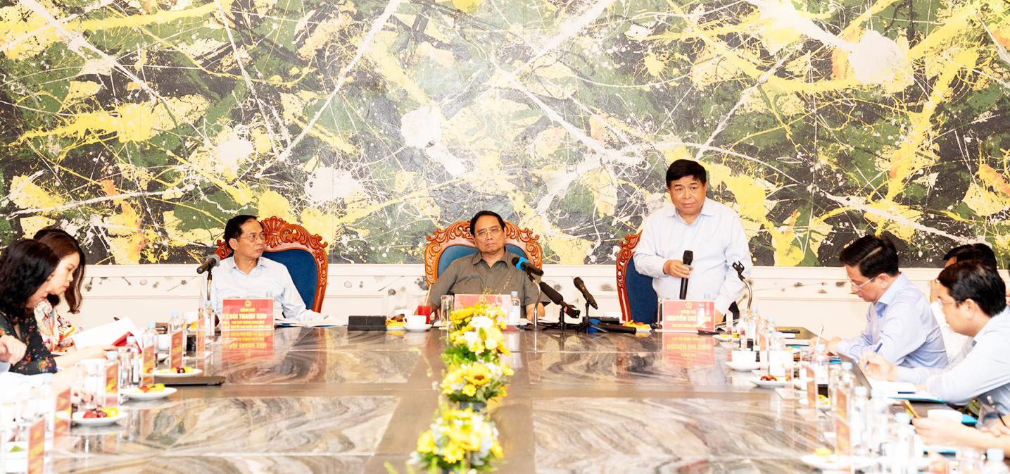 Thủ tướng Chính phủ Phạm Minh Chính: Triển khai các dự án phục vụ APEC 2027 tại Phú Quốc với tinh thần