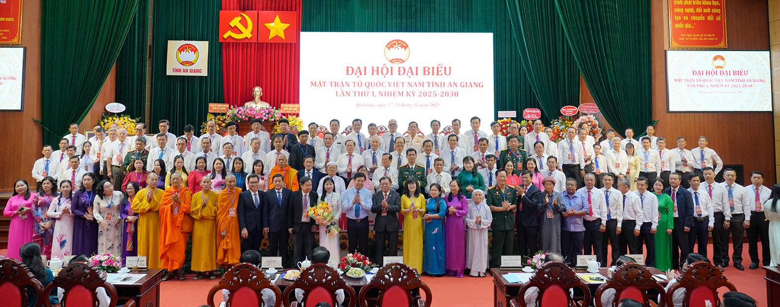 Đồng chí Trần Thị Thanh Hương tái đắc cử Chủ tịch Ủy ban MTTQ Việt Nam tỉnh An Giang nhiệm kỳ 2025 - 2030