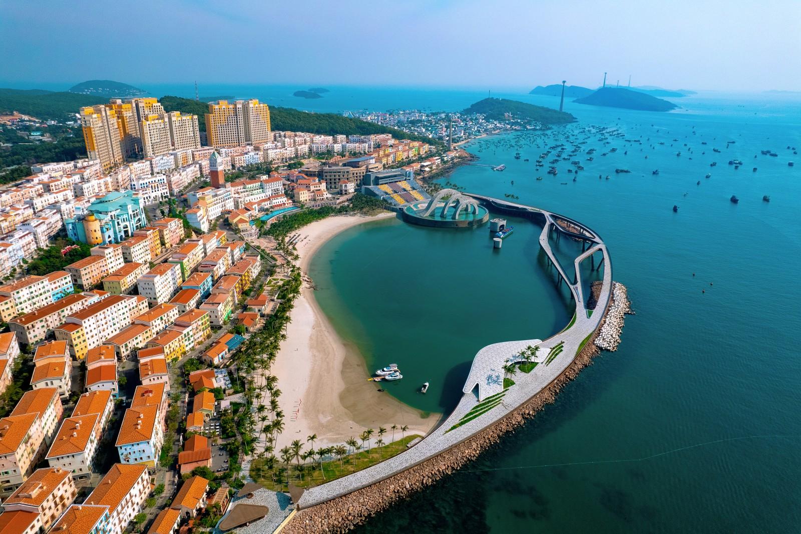 Phú Quốc và bài toán hạ tầng - dịch vụ trước cơ hội APEC 2027 - Bài cuối: Tương lai xanh cho Phú Quốc