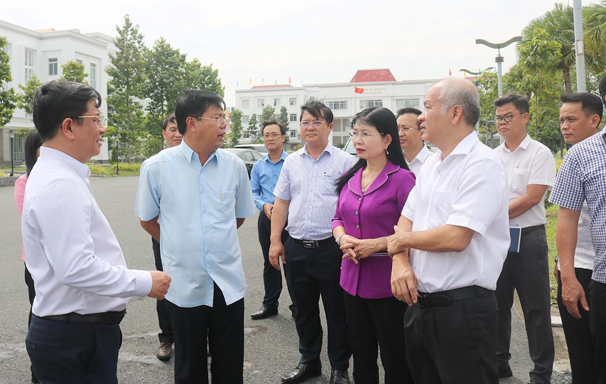 Không “bỏ quên” Long Xuyên