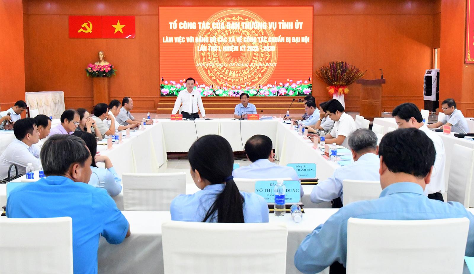 Chủ nhiệm Ủy ban Kiểm tra Tỉnh ủy An Giang Võ Minh Hoàng làm việc với 5 xã về công tác chuẩn bị đại hội