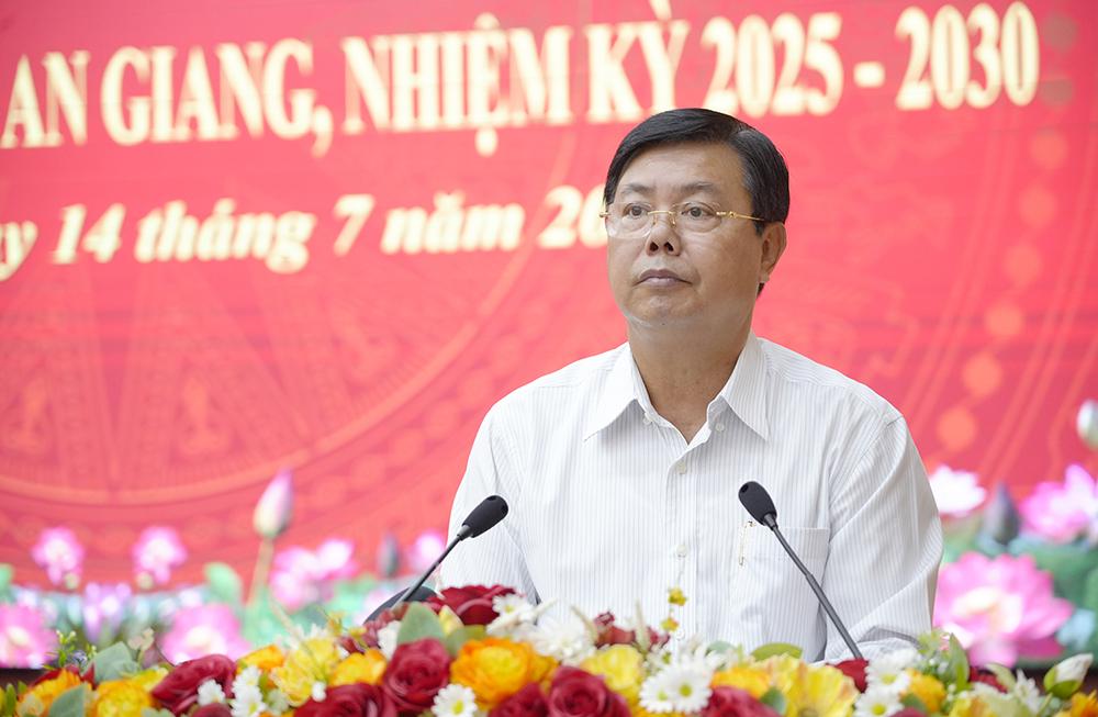 Thảo luận 10 nhóm vấn đề trọng tâm định hướng phát triển kinh tế - xã hội tỉnh An Giang