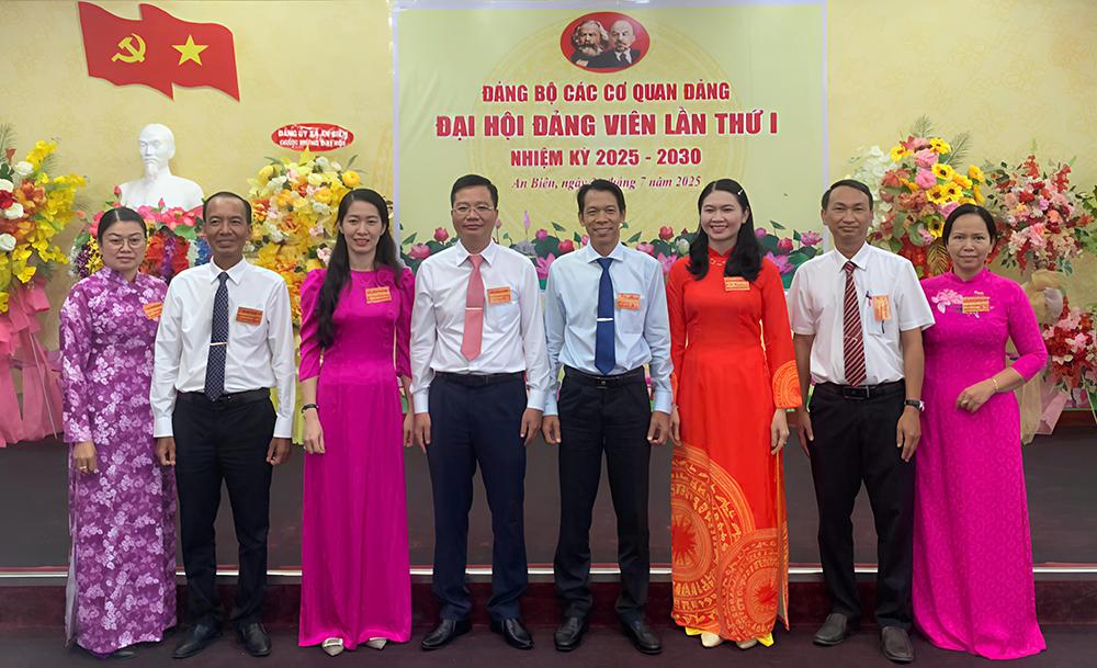 Đảng bộ Các Cơ quan Đảng xã An Biên tổ chức đại hội lần thứ I