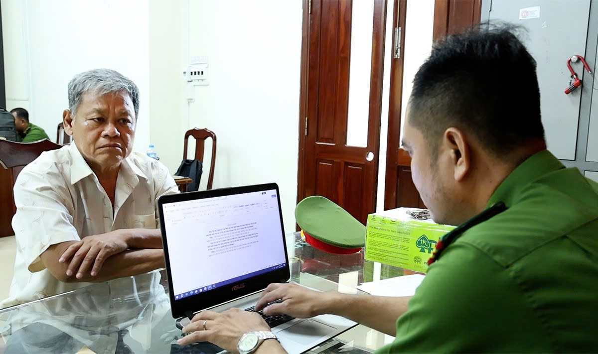 Bắt đối tượng cưỡng đoạt trên 1.619 tấn cá tra và hủy hoại tài sản