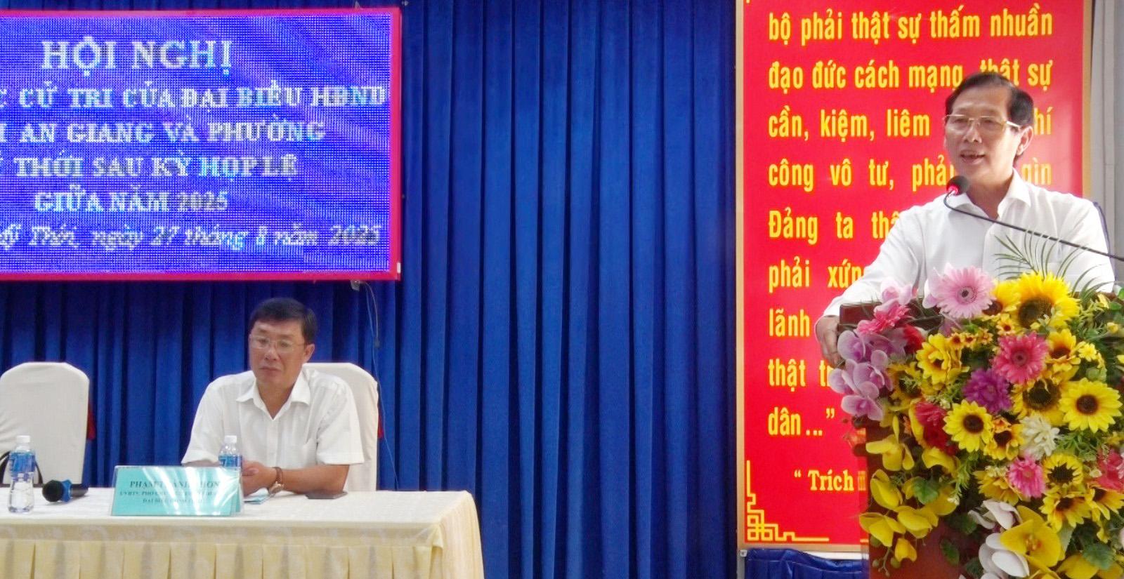 Phó Chủ tịch UBND tỉnh An Giang Lê Văn Phước tiếp xúc cử tri phường Mỹ Thới