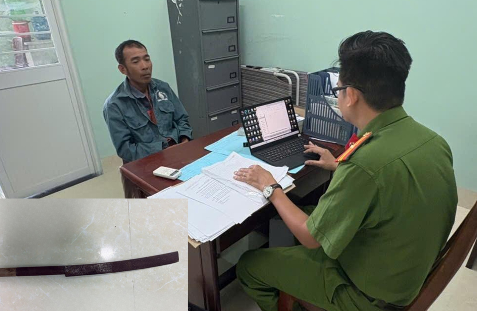 Bắt bị can chém hàng xóm vì hát karaoke ồn ào đêm khuya