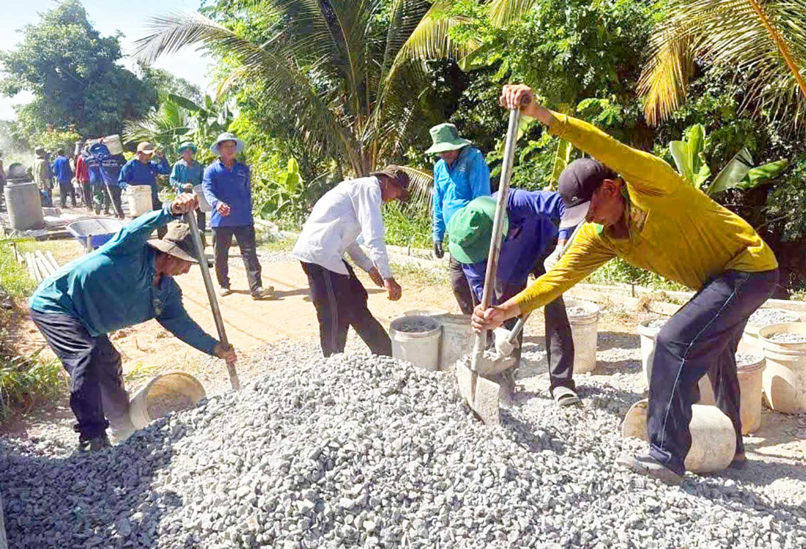 Châu Phú mở đường phát triển