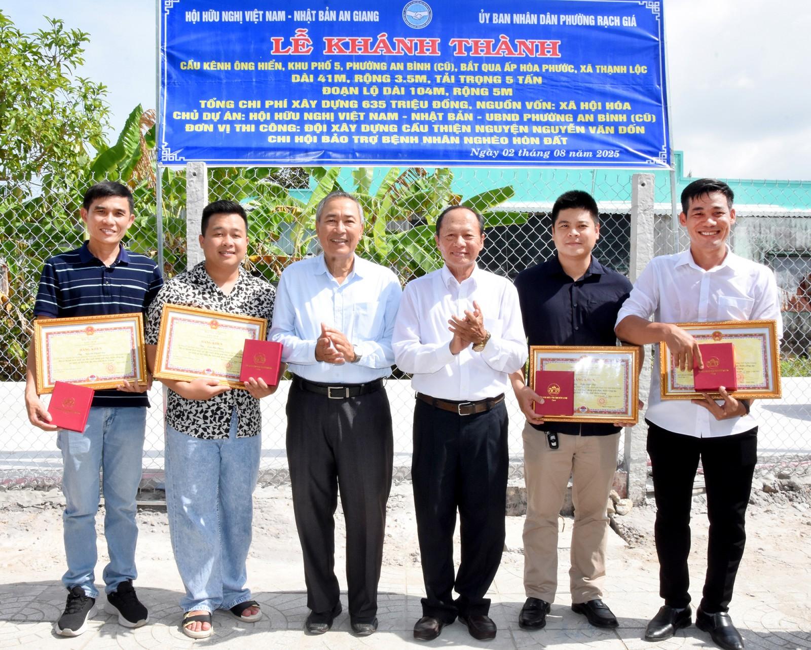 Khánh thành cầu nhánh kênh Ông Hiển