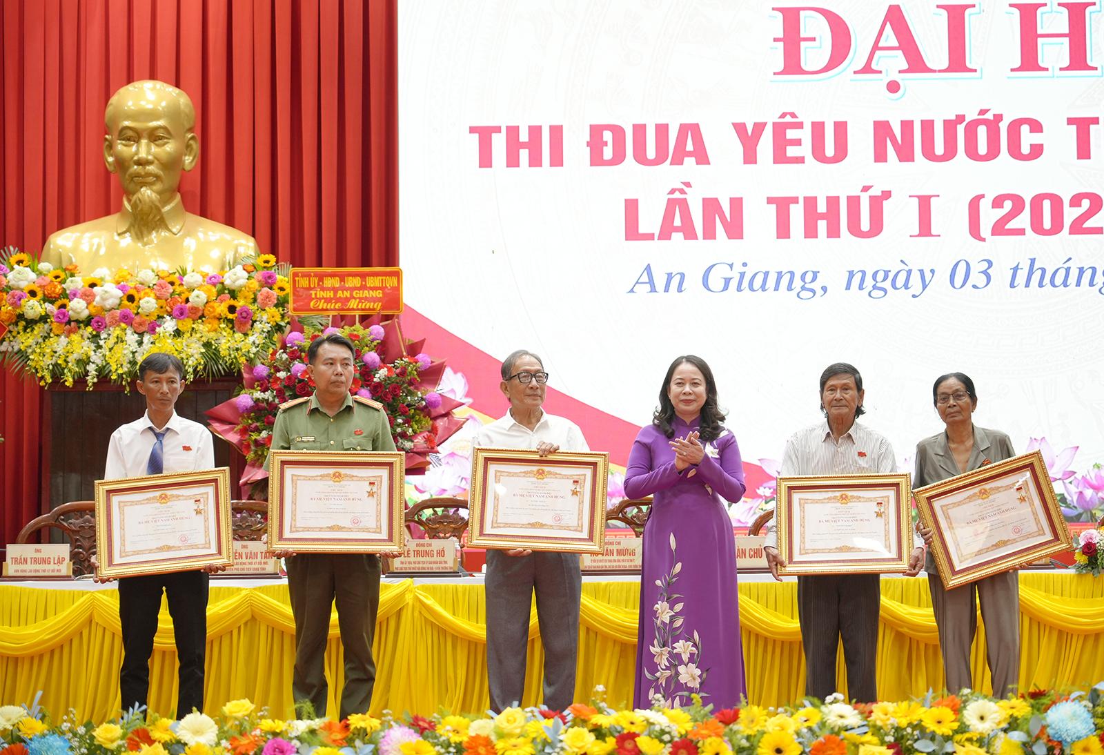 Tỉnh An Giang long trọng tổ chức Đại hội Thi đua yêu nước lần thứ I