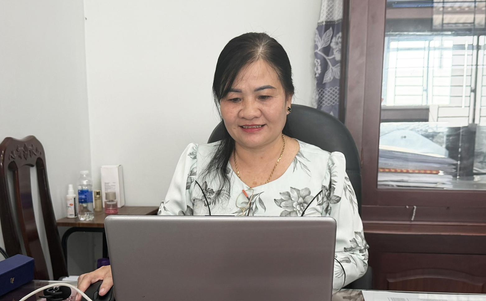 Hoa thơm trong vườn Bác