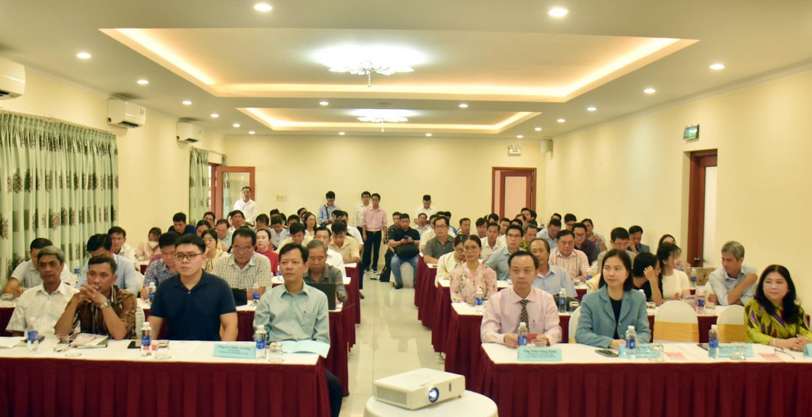 Tập huấn nâng cao năng lực cạnh tranh thông qua sở hữu trí tuệ và biện pháp công nghệ phòng, chống hàng giả