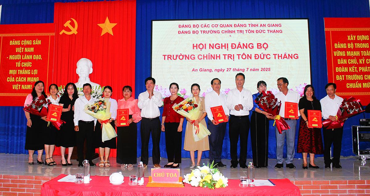 Đảng bộ Trường Chính trị Tôn Đức Thắng hợp nhất, kiện toàn tổ chức và nhân sự nhiệm kỳ 2025 - 2030