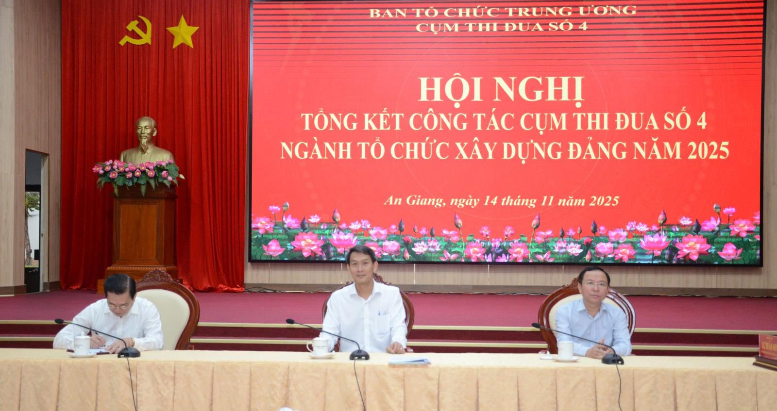 Cụm Thi đua số 4 tổng kết ngành tổ chức xây dựng Đảng năm 2025