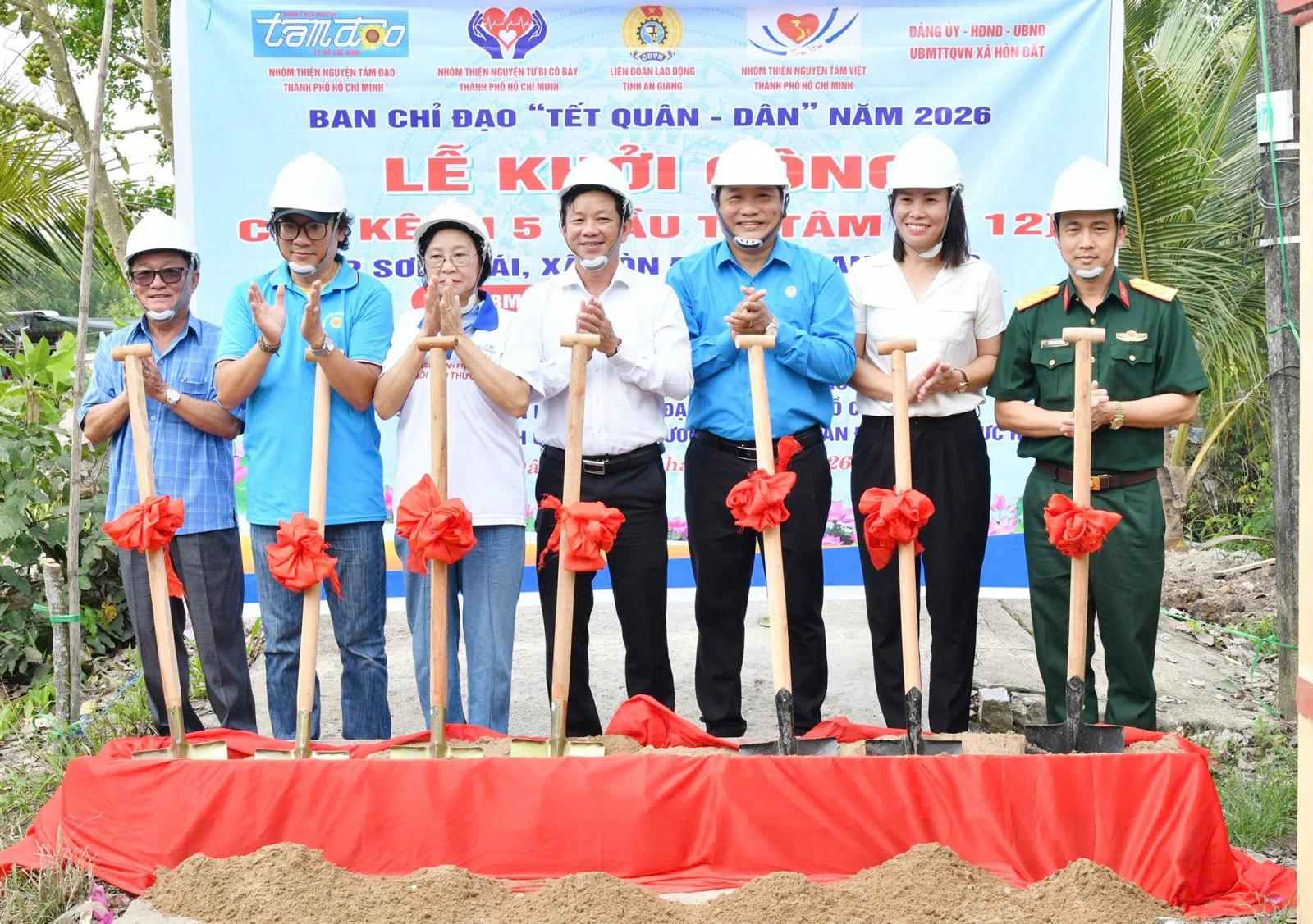 Liên đoàn Lao động tỉnh An Giang vận động xây cầu giao thông ở xã Hòn Đất