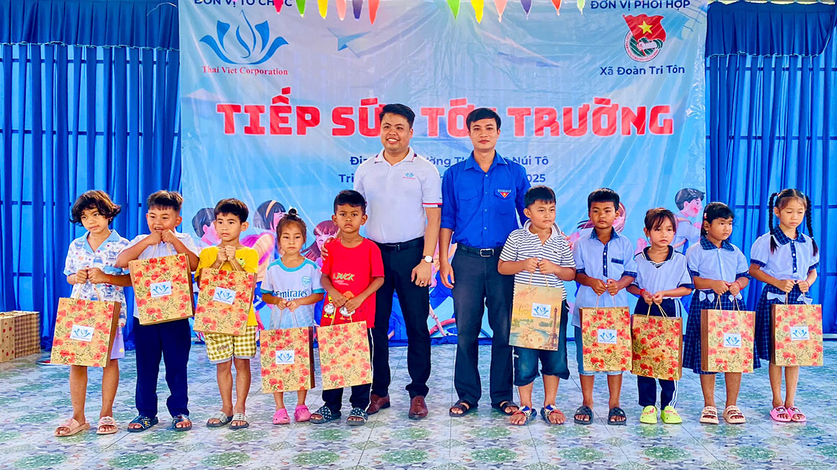 Đón năm học mới ở vùng Bảy Núi